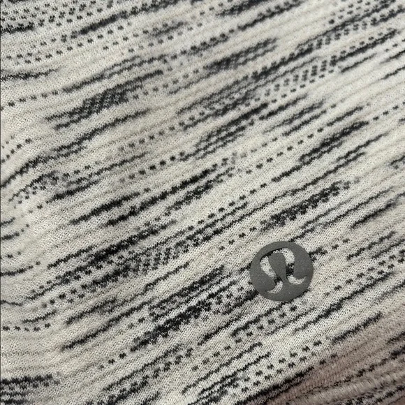 Lululemon Athletica Gray Heathered Sleeveless Tank - Picture 3 of 6